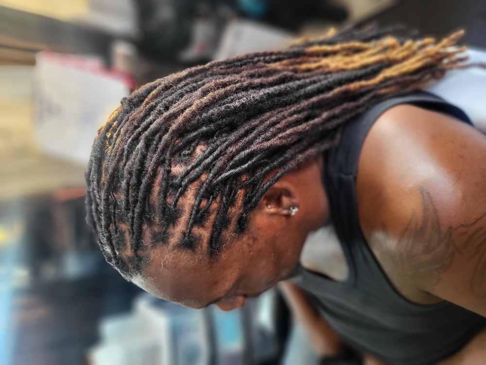 Loc Retwist