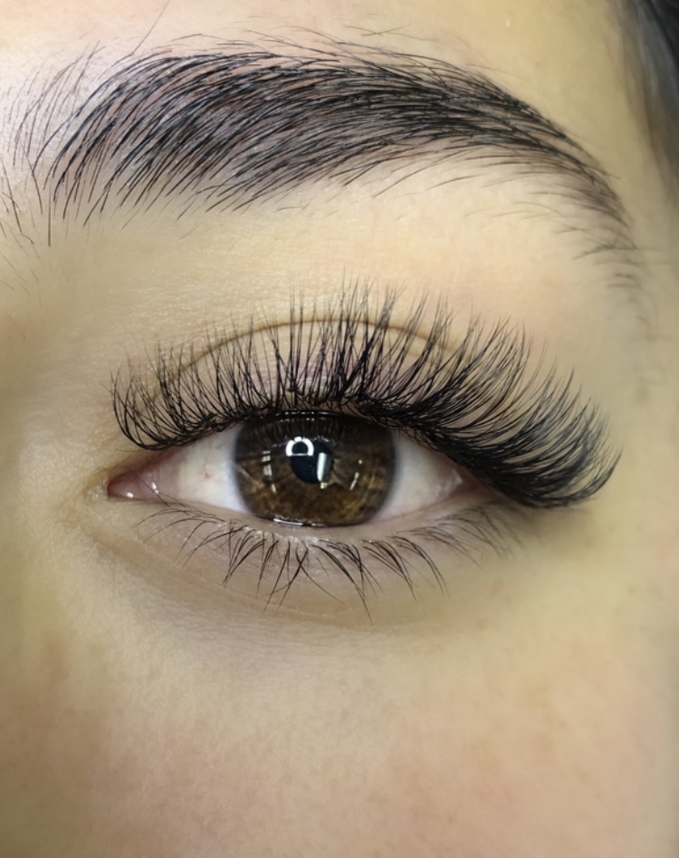 Hybrid Full Lash Set at girlSpace Esthetics in Cicero, IL