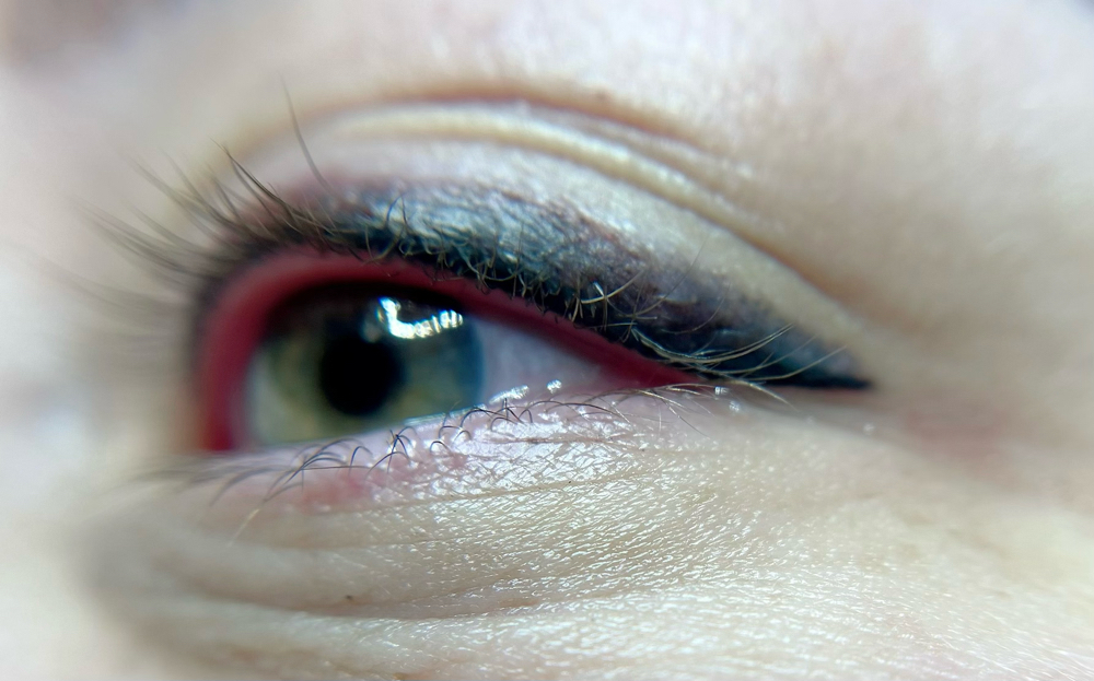 PMU/Smokey Eyeliner