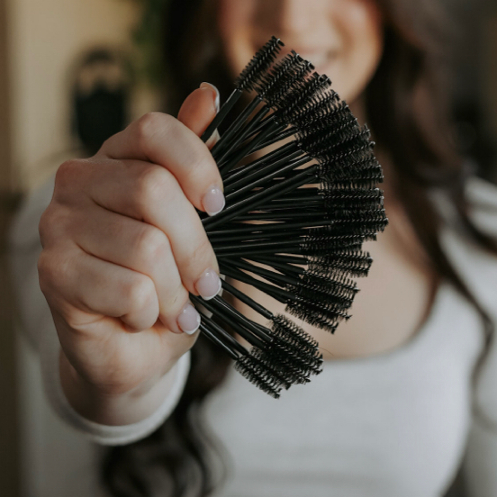 Foreign Lash Extension Fill