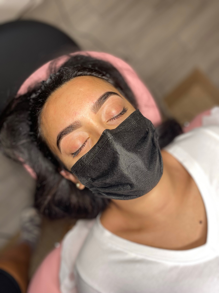 Eyebrow Wax +Tint
