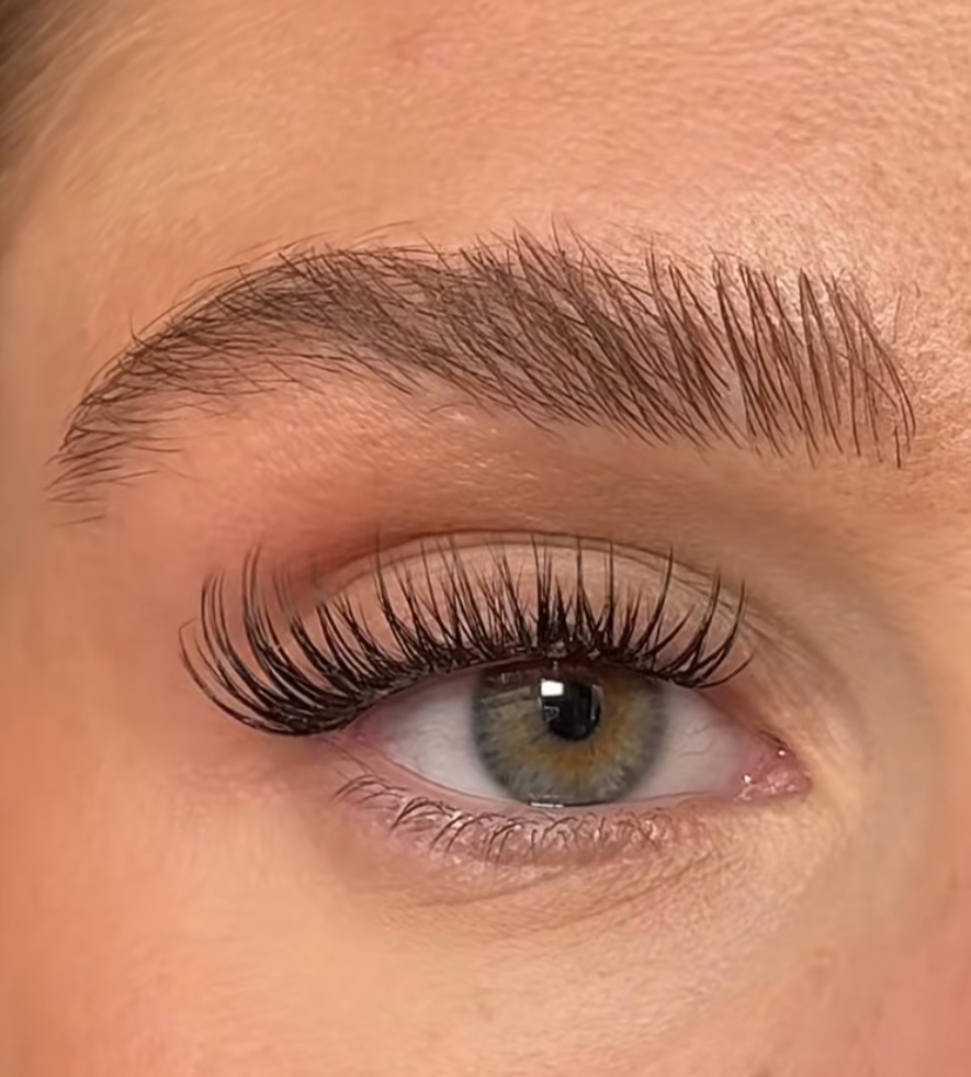 Lash Clusters at Bee You in Florence, KY