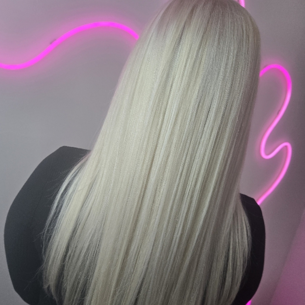 Lighten & Tone Root Retouch & Style at Daydream Beauty in Plantation, FL