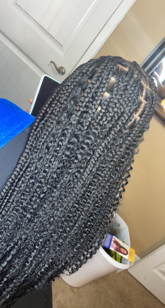Knotless (Goddess) (w/hair+shampoo)