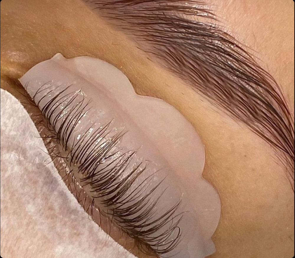 Lash Lift And Tint