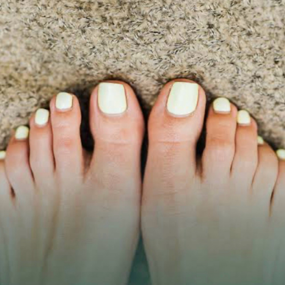 Feet & Toes at The Bare Studio Esthetics, LLC in Moline, IL