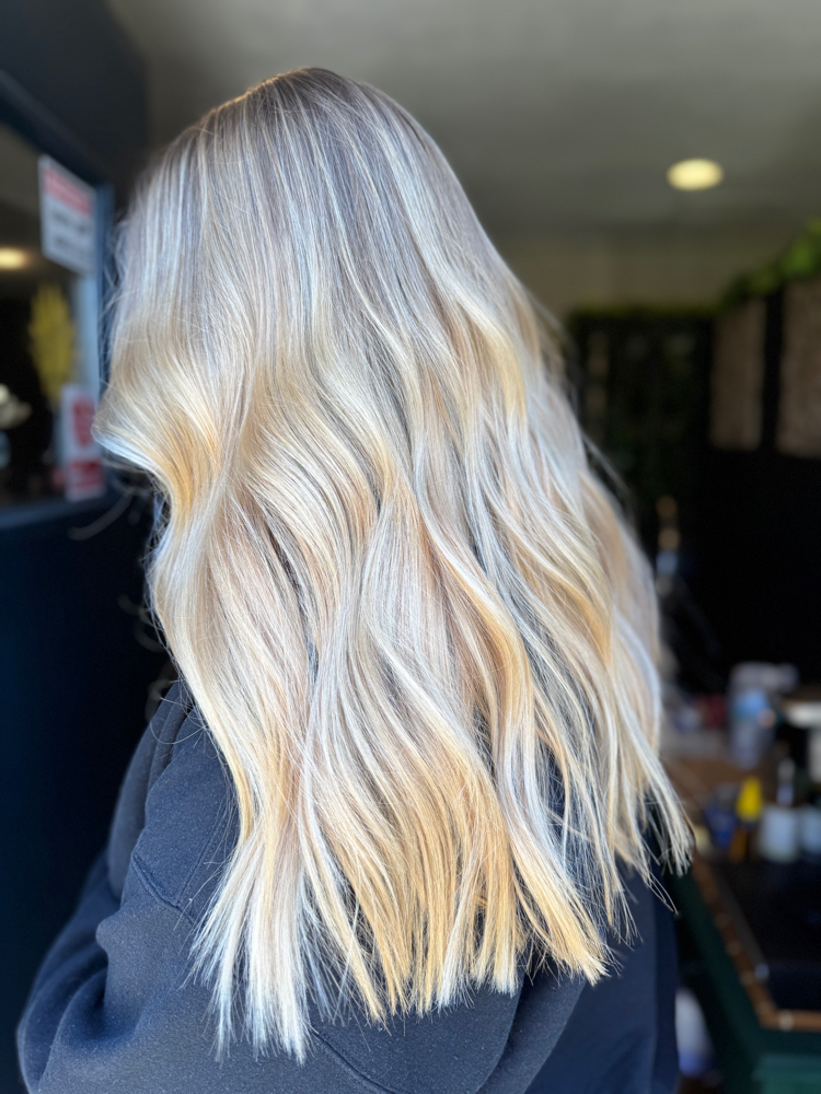 Platinum Card at HairbyTayK Simply Suite Salon in Lima, OH