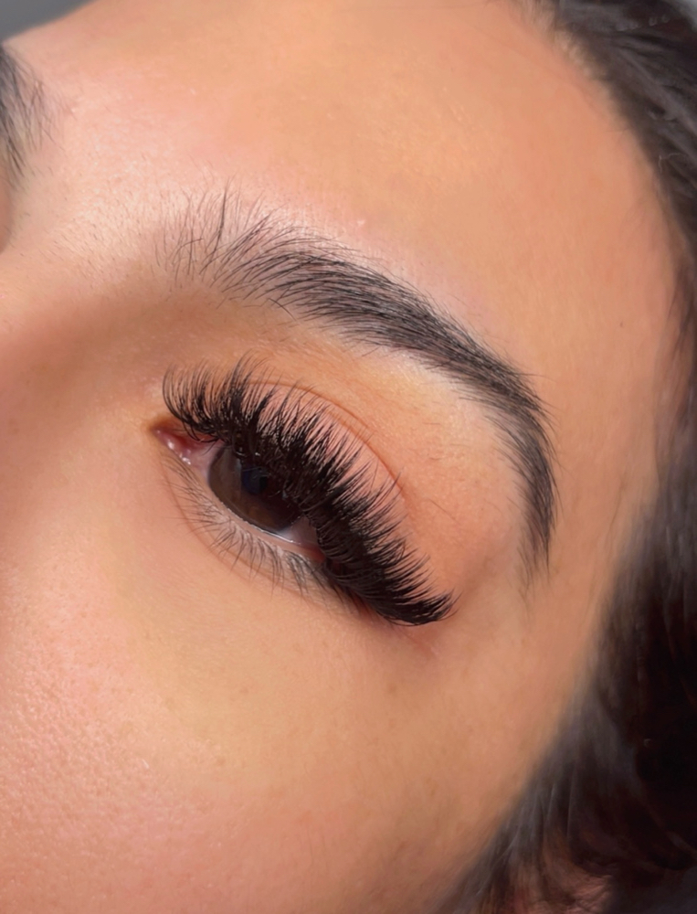 Volume Lash Set at Beauty Bloom in San Antonio, TX