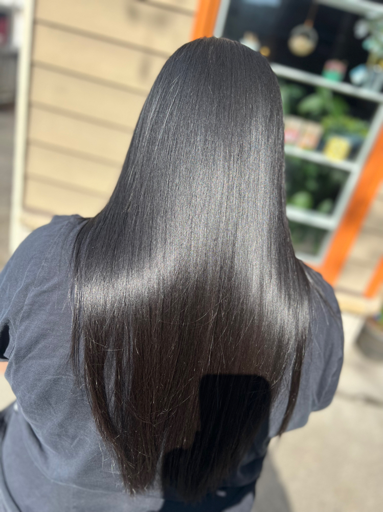 Keratin®️ Smoothing Treatment