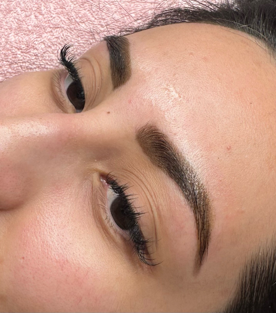 Brow Henna And Shaping