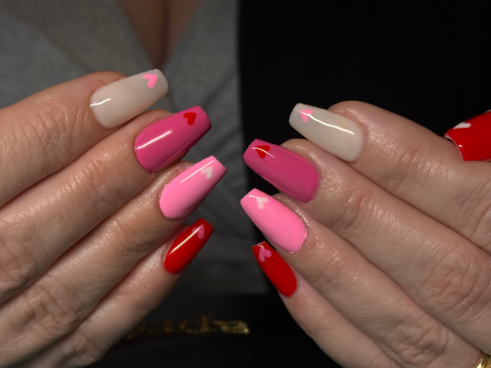Gel Service Simple Designs