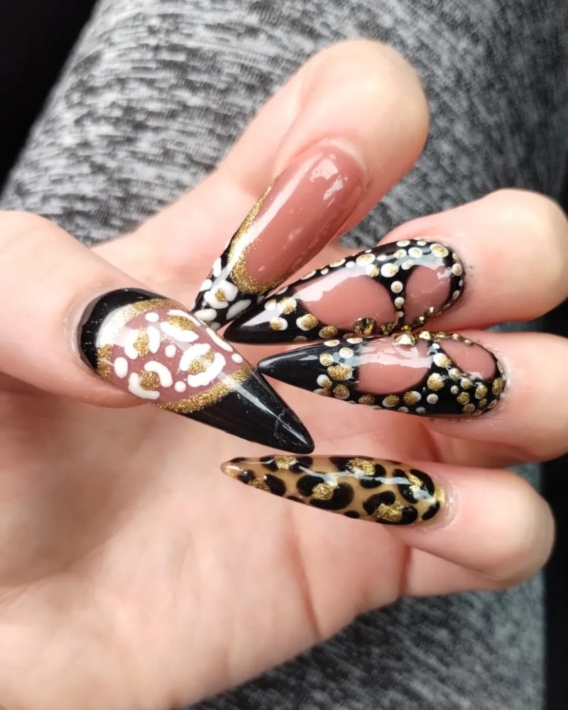 Boss Lady Customs Nail Art