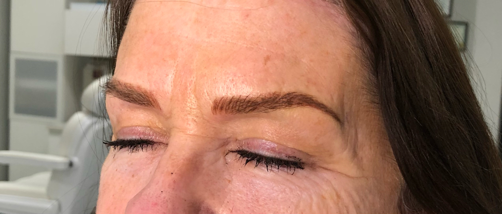 Eyebrow Microblading