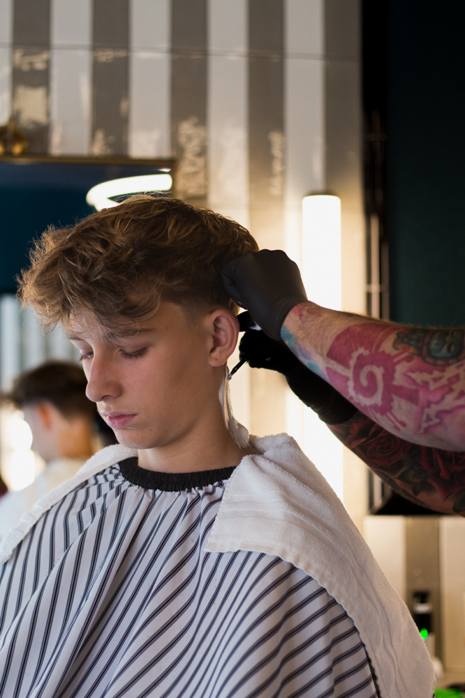 Mens Haircut & Straight Razor Shave