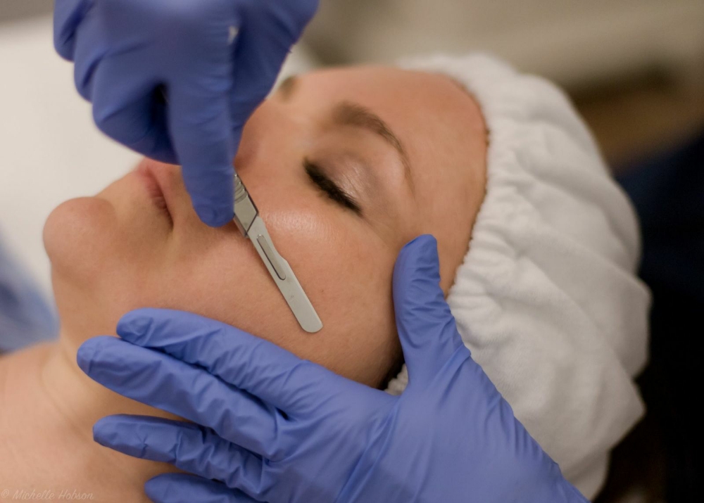 Dermaplaning with Facial