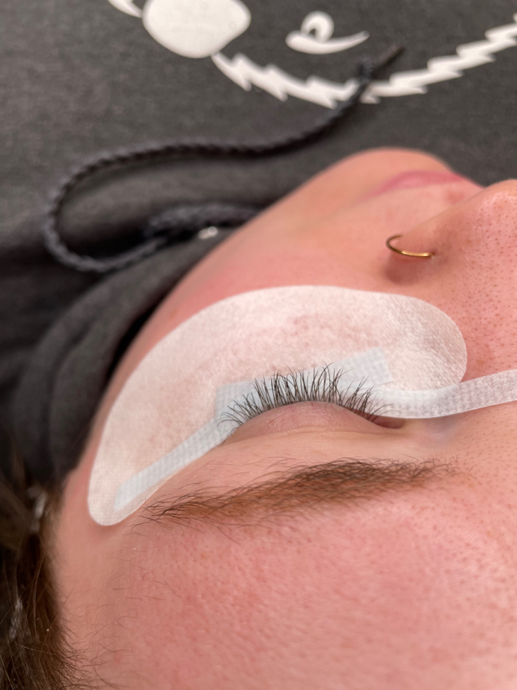 Eyelash Extention Removal