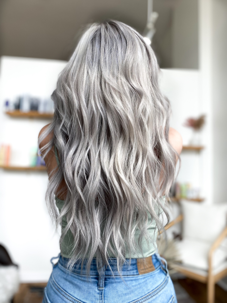 BLOND ME