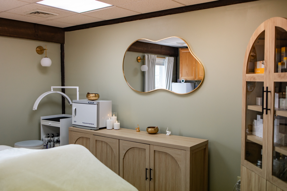 Foot Massage with Exfoliating Scrub