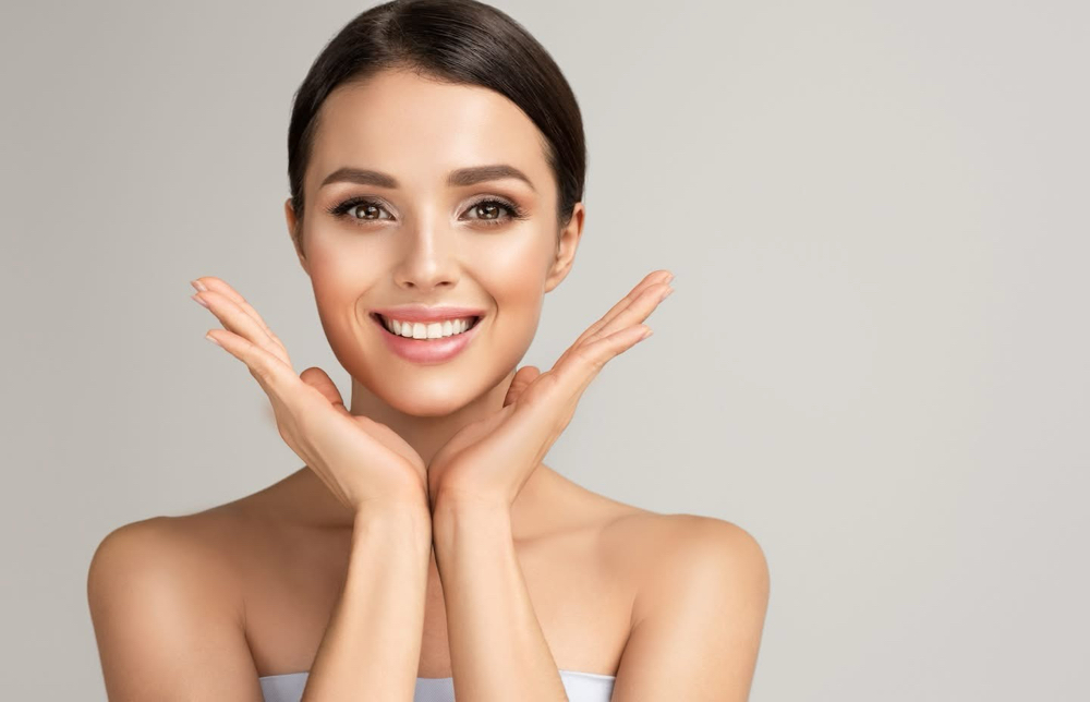 Brow Shaping And Waxing
