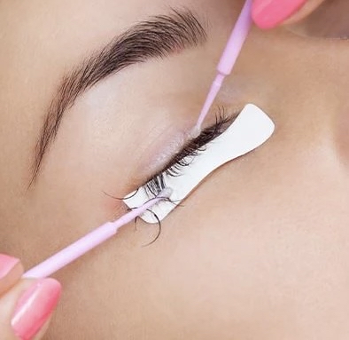 Lash Removal