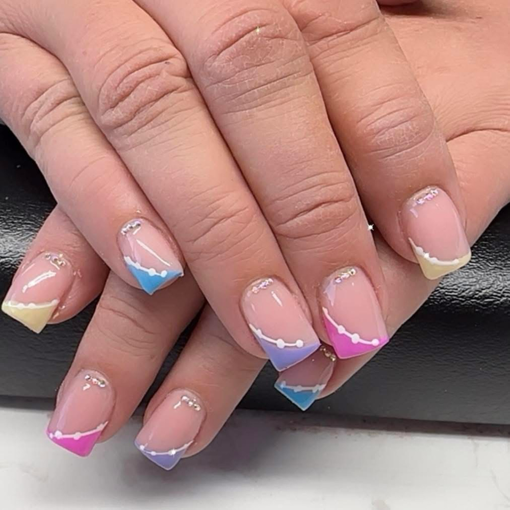 Short Acrylic Nails