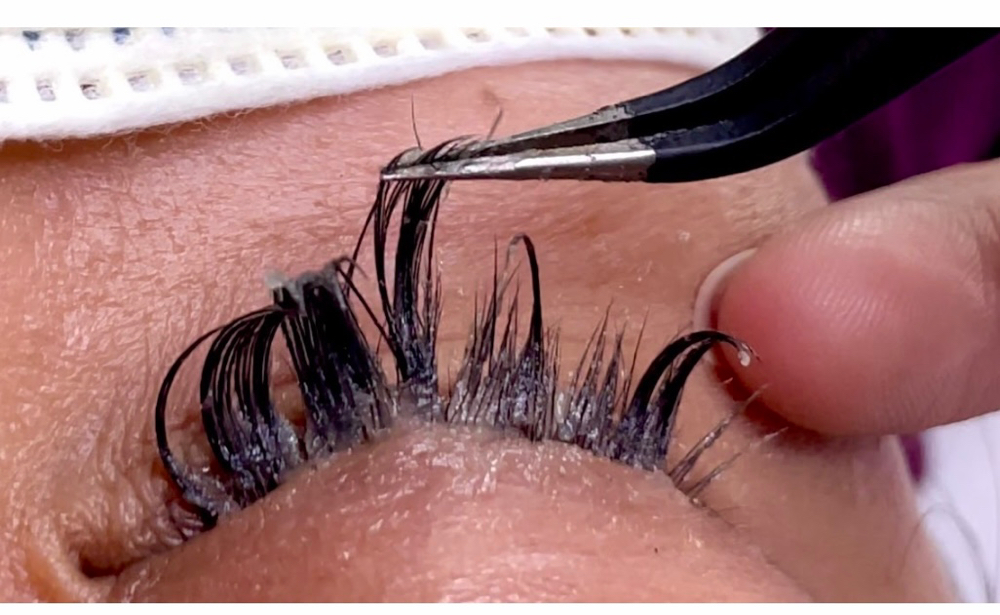 LASH REMOVAL