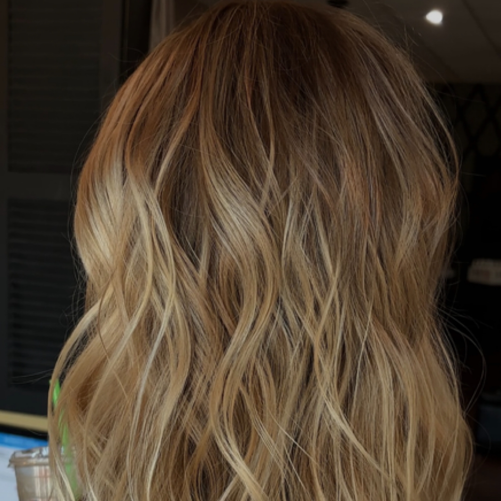 mini blonde at hairxellarose in Kansas City, MO