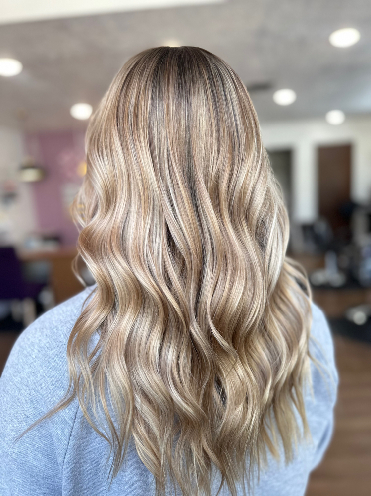 Root Color With Partial Highlight
