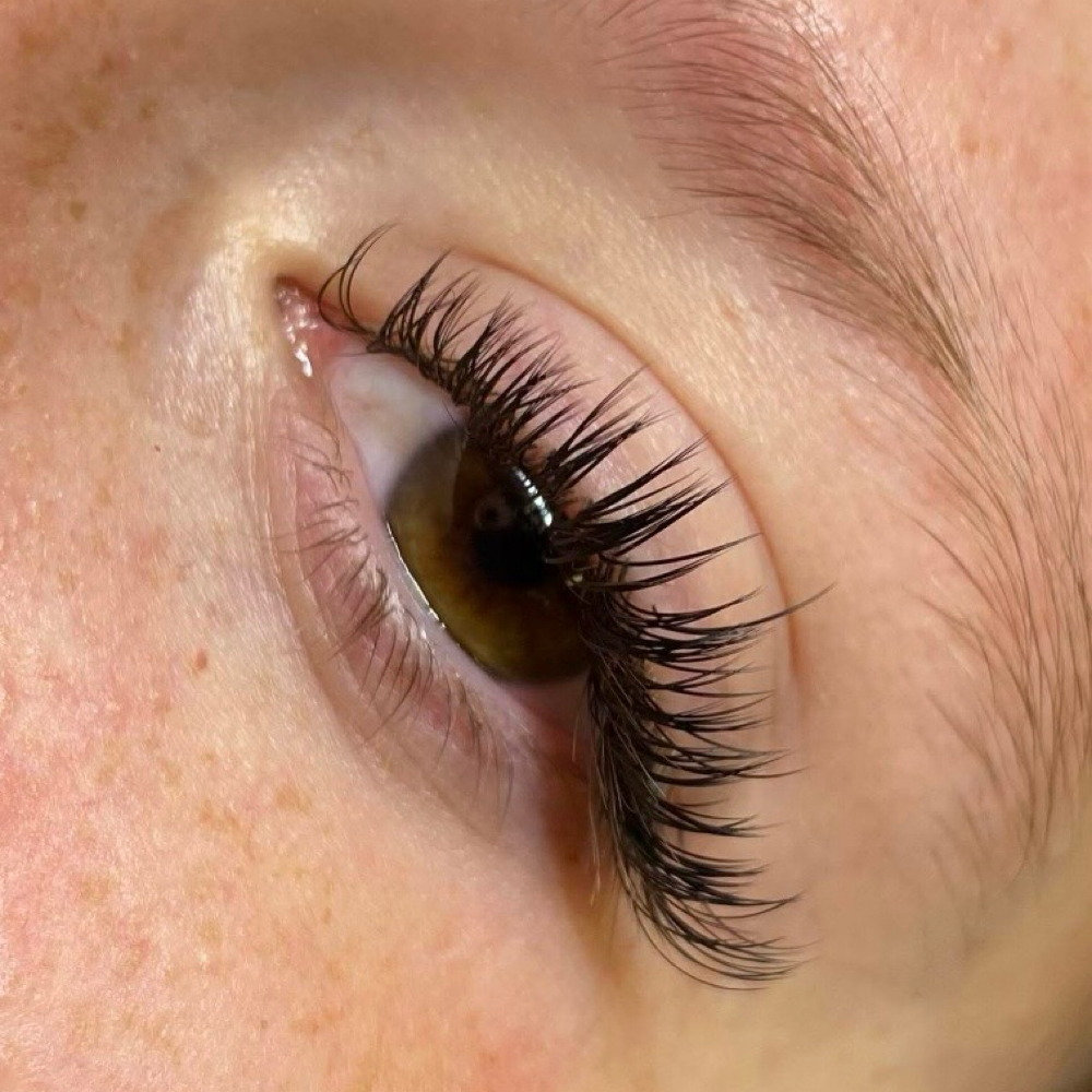 75$ Classic Set Week Of 7/7-7/10 at EyeConic Lash in Dayton, OH