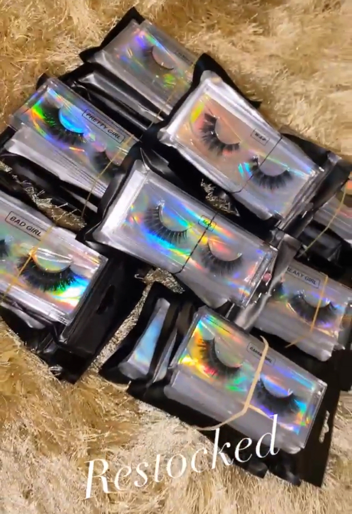On Hand Lash Strips
