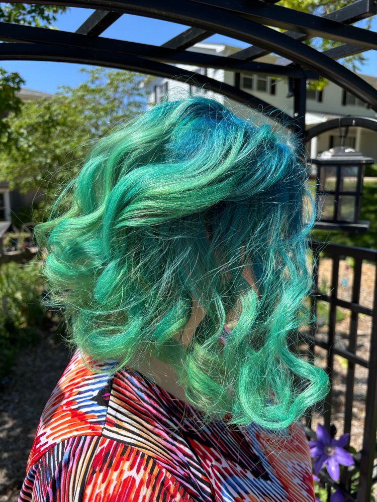 Vivid Color Consultation