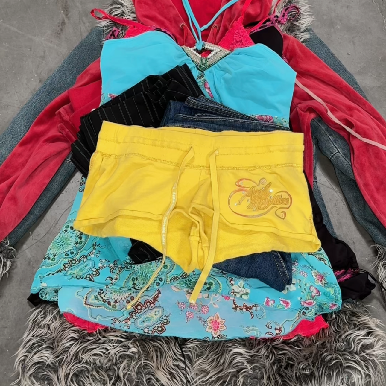Women's Y2K Care Pack Order/Pickup at REED’S RAGHOUSE in Las Vegas, NV
