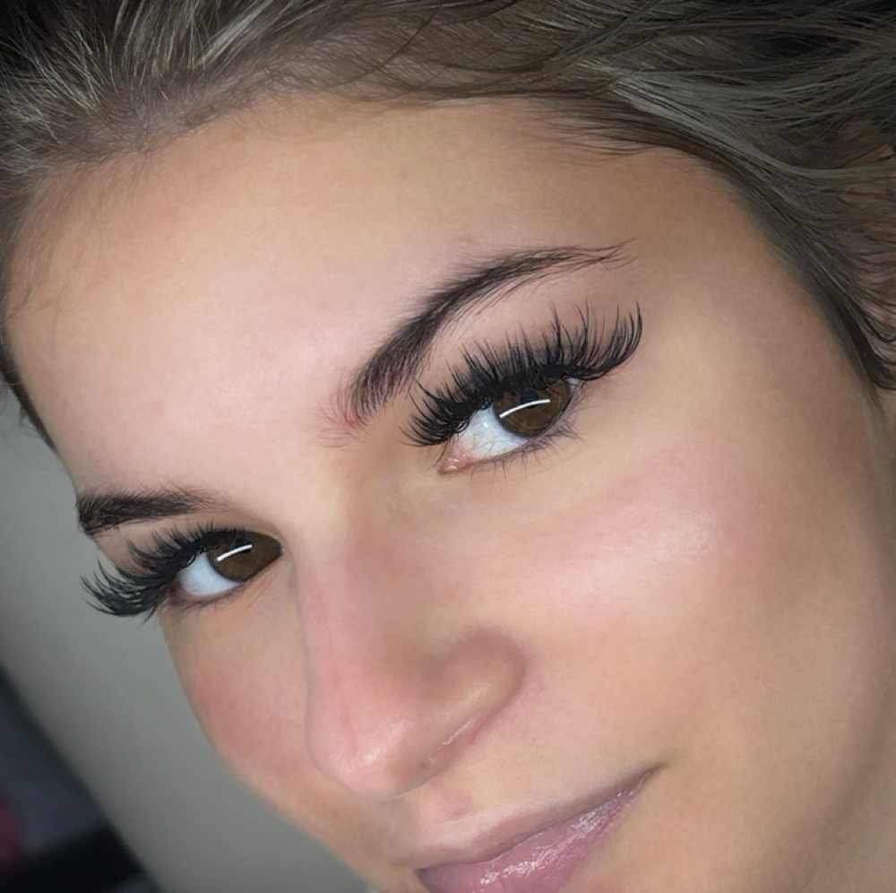 Deluxe Wispy Hybrid Full Set