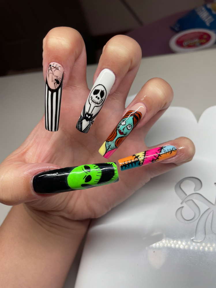 Character Nail Art