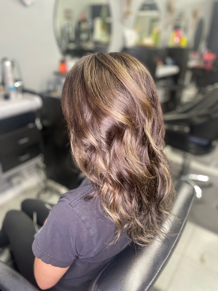 Lowlight at Samantha All Teased Up Co in Groveland, FL