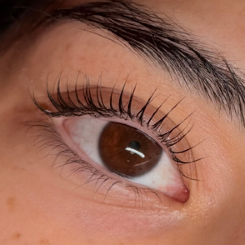 Lash Lift at Corona’s Esthetics in Hot Springs, AR