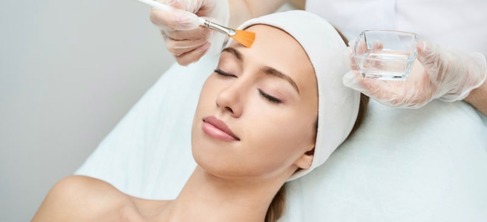 Custom Organic Facial + Chem. Peel