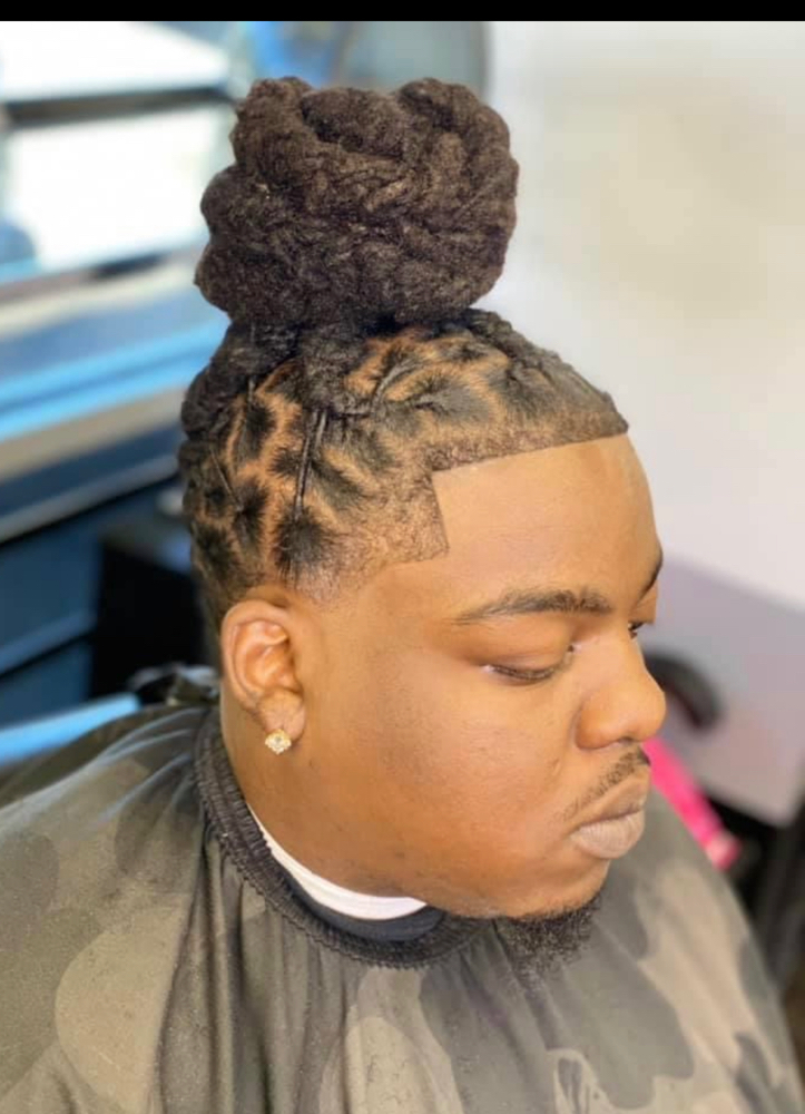 Loc retwist & style