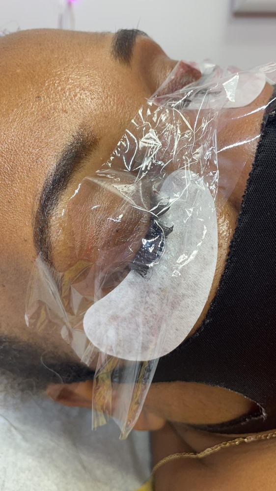 Lash Removal