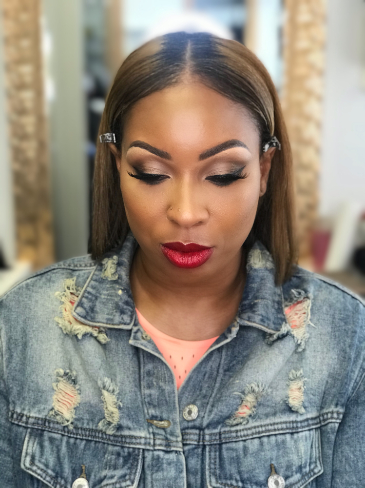 Dramatic Glam Makeup Application