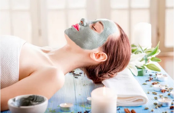 Renewing Facial