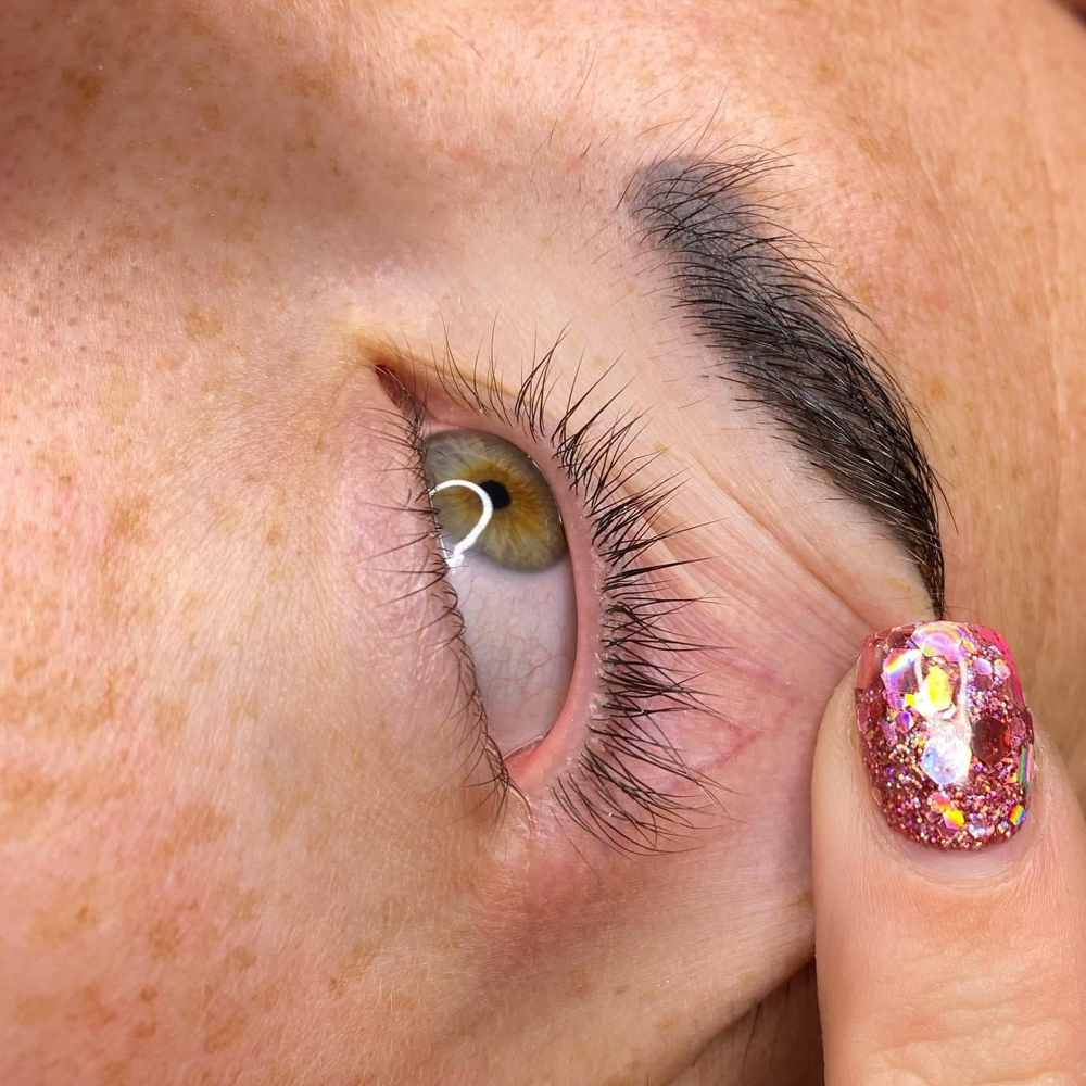 Lash Removal at Christina’s Cosmetics in Jerome, ID