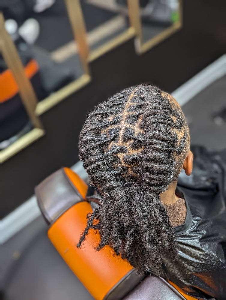 Kids Loc Retwist (6-10)