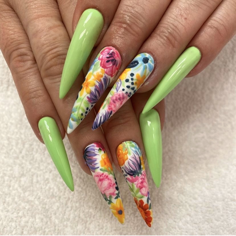 XL Full Set w/ Complex Nail Art