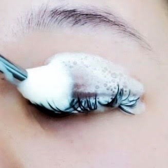 Lash Bath