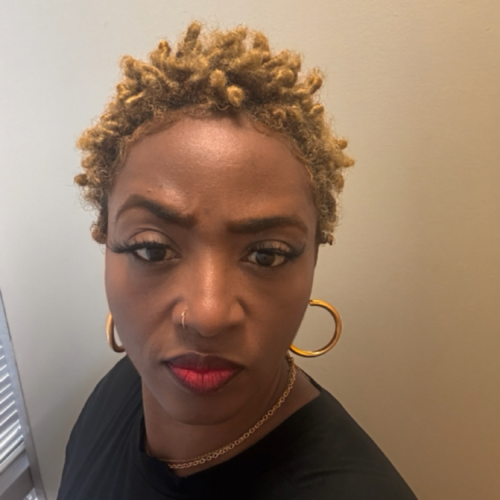 Natural Short Curl at Spa’Lon Suiradal in Birmingham, AL