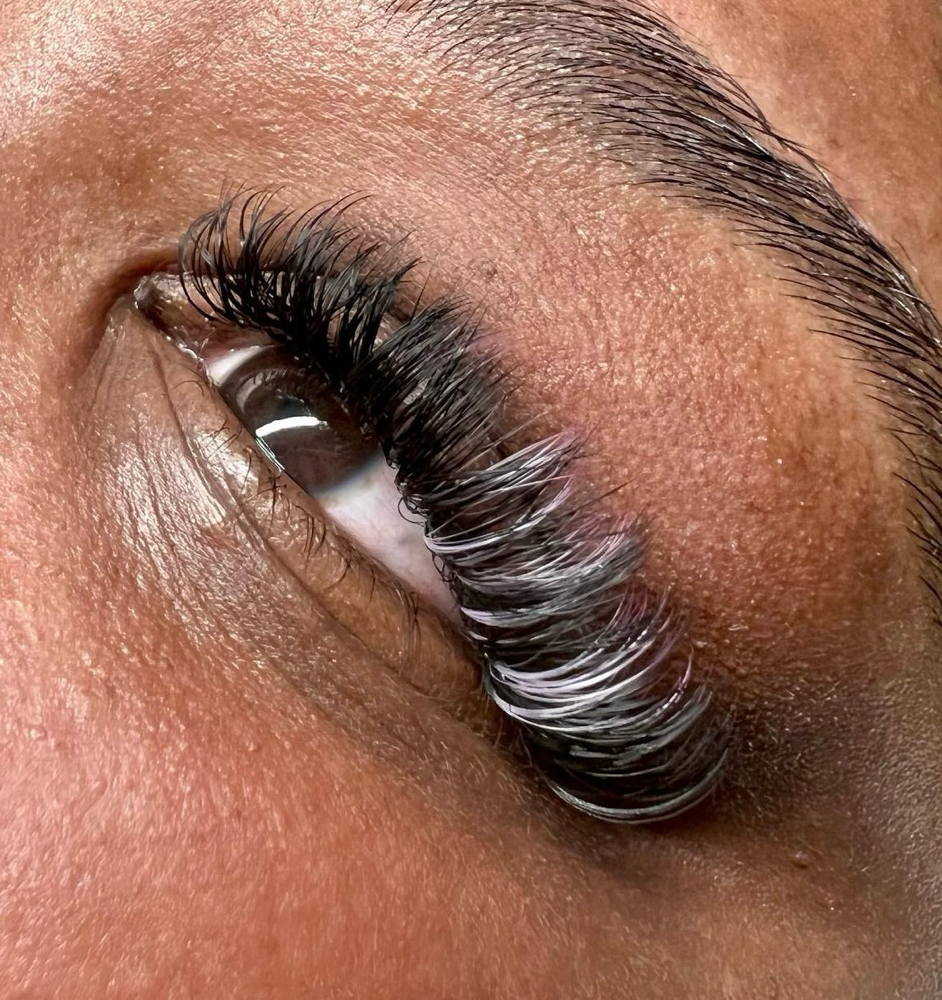 Volume Eyelash Extensions Fill