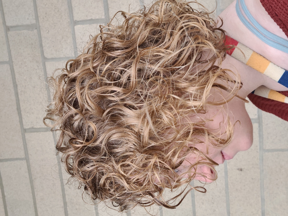 Custom Curl Cut