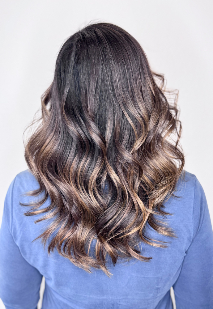 Roots And Toner at Purple Strand Beauty Salon in Las Vegas, NV