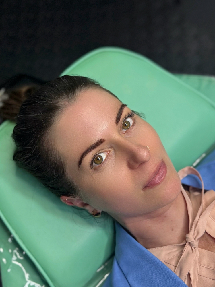 Brow Tint